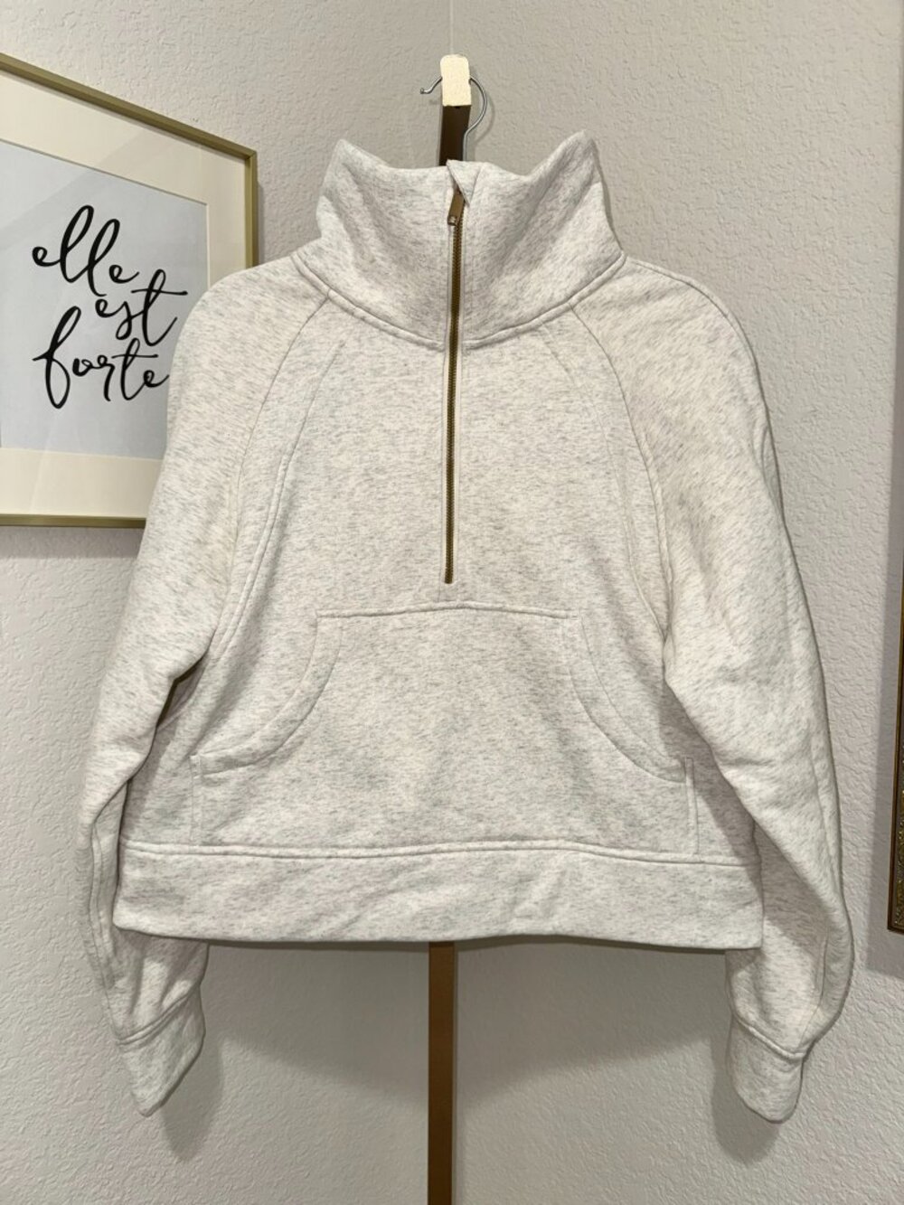 Cozy Heather Gray Half Zip Sweatshirt w/ Thumb Holes | Size M